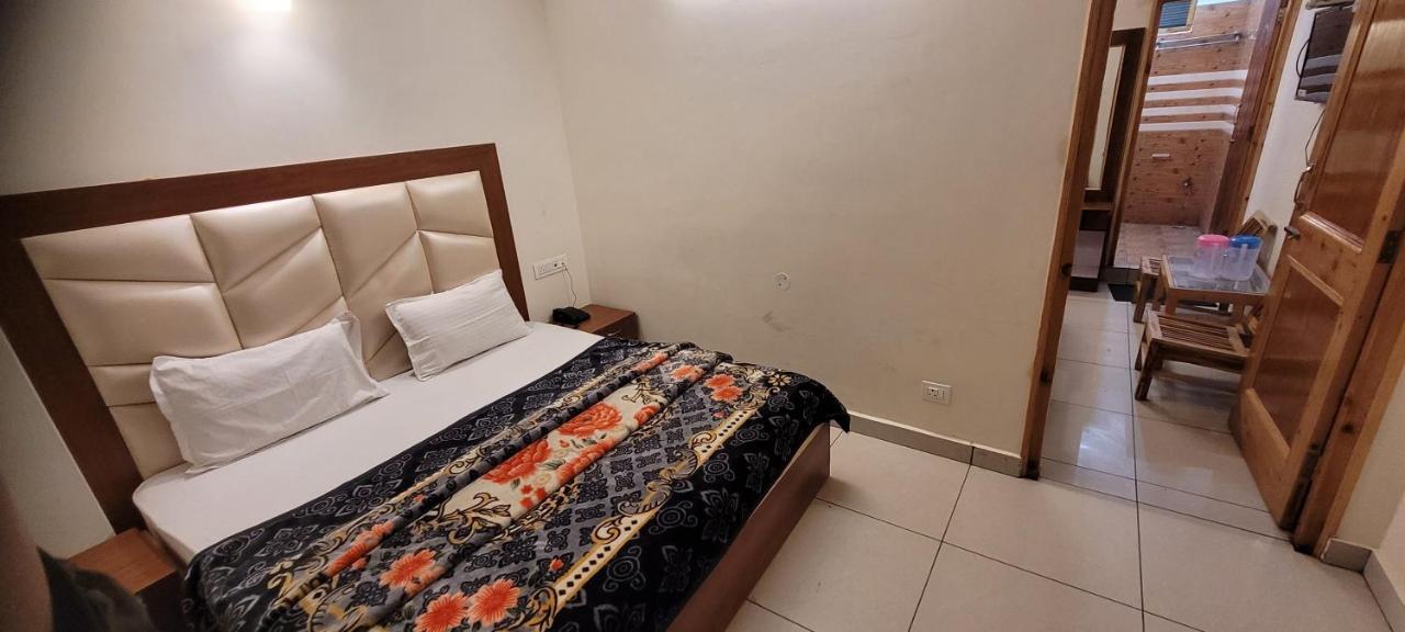 Hotel Snow Country Villa Manali  Ngoại thất bức ảnh