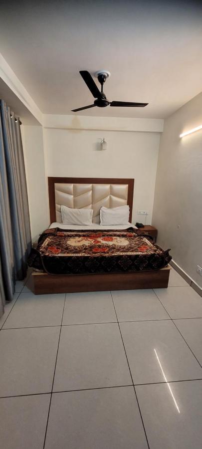 Hotel Snow Country Villa Manali  Ngoại thất bức ảnh