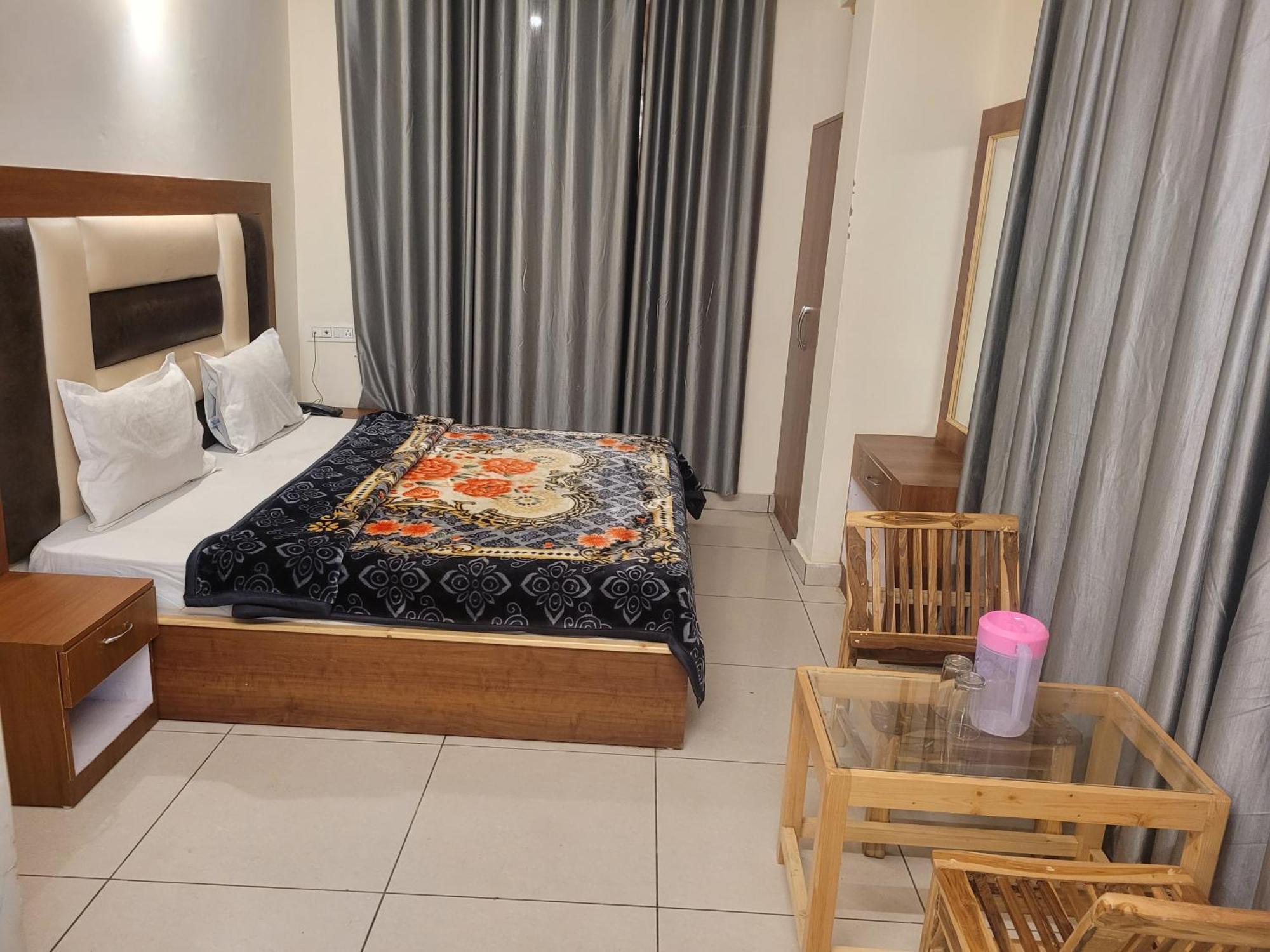 Hotel Snow Country Villa Manali  Ngoại thất bức ảnh
