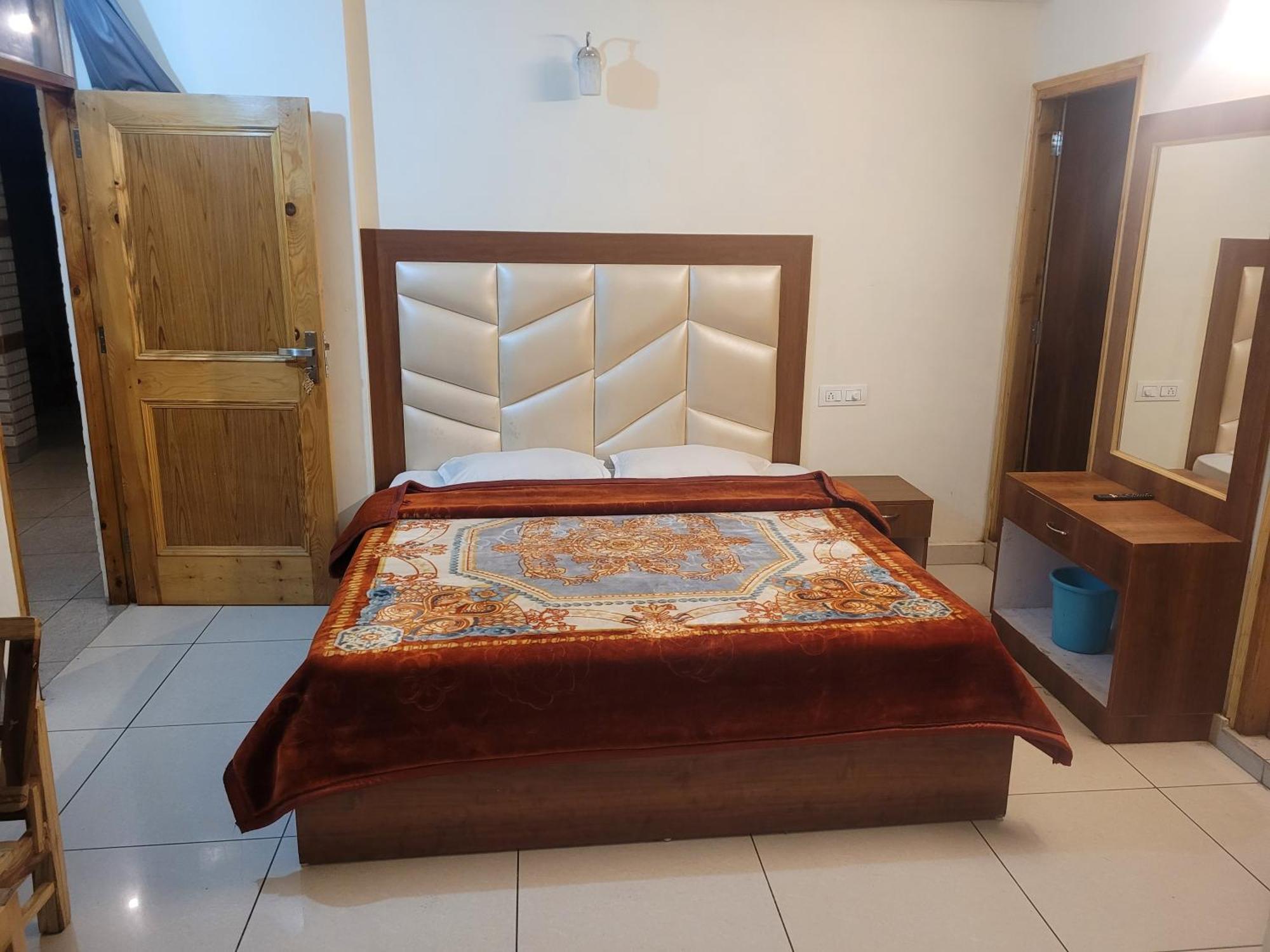 Hotel Snow Country Villa Manali  Ngoại thất bức ảnh