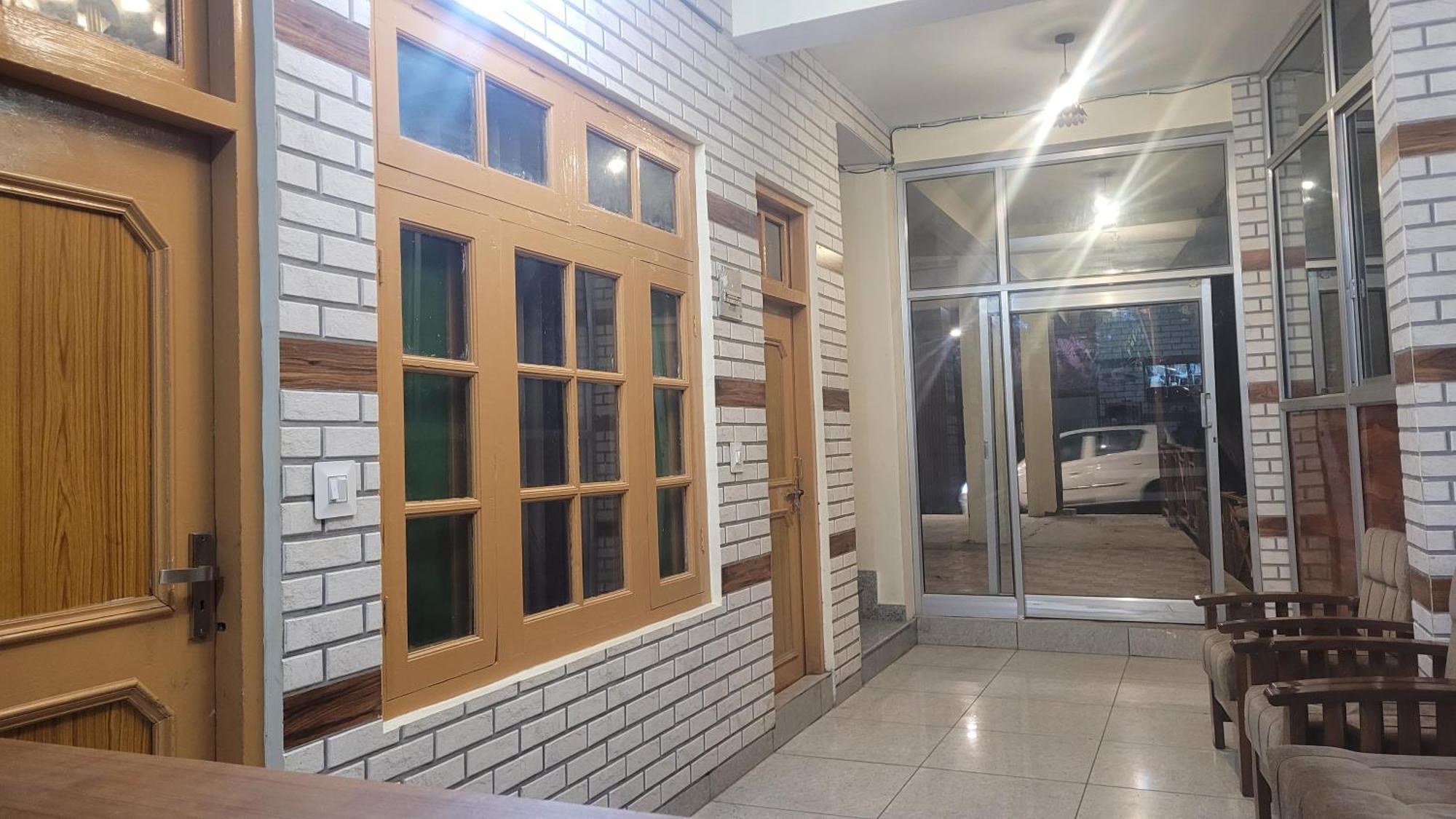 Hotel Snow Country Villa Manali  Ngoại thất bức ảnh